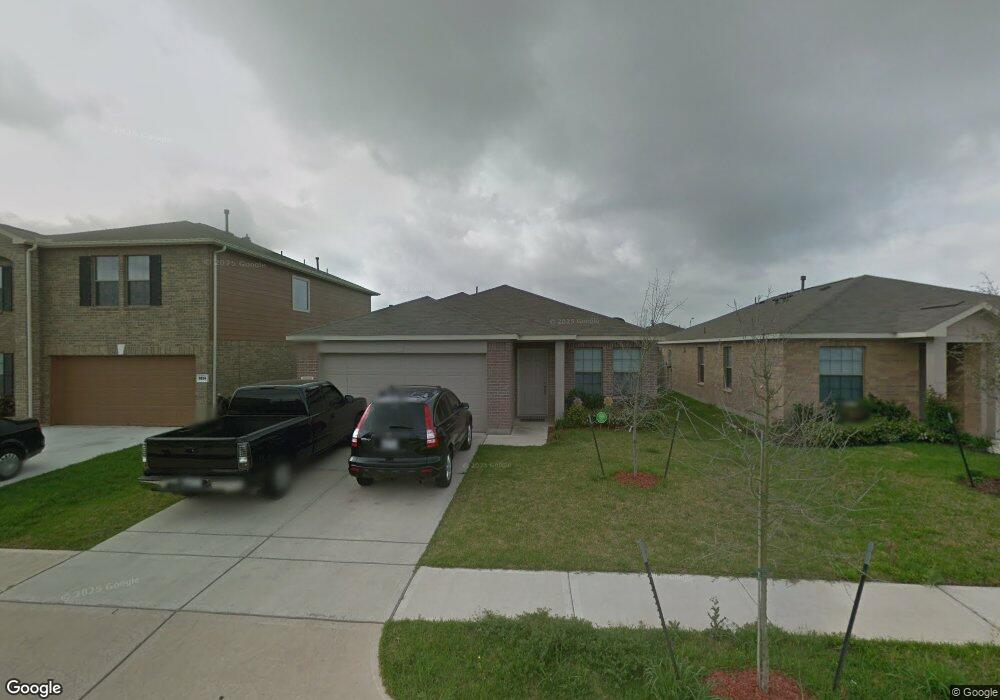 8822 Summerset Meadow Ct, Houston, TX 77075 - photo 1