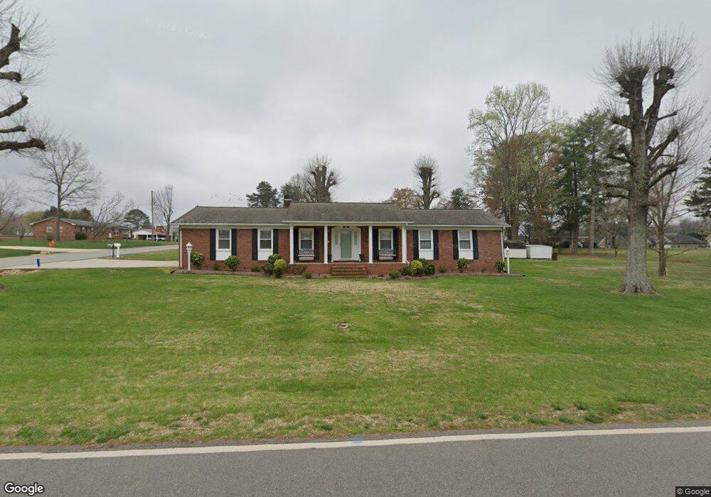 402 Nixon Rd, Statesville, NC 28625 - photo 1