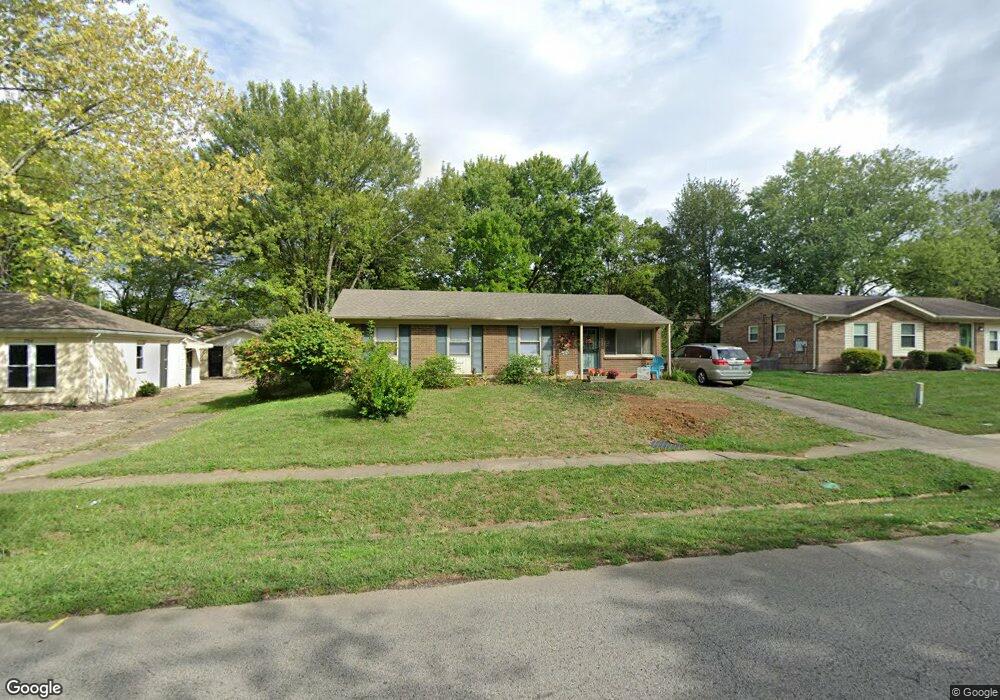 7719 Rochelle Rd, Louisville, KY 40228 - photo 1