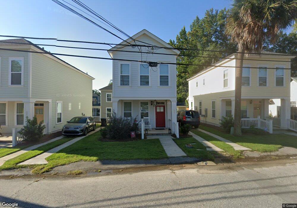 527 Center St, West Columbia, SC 29169 - photo 1