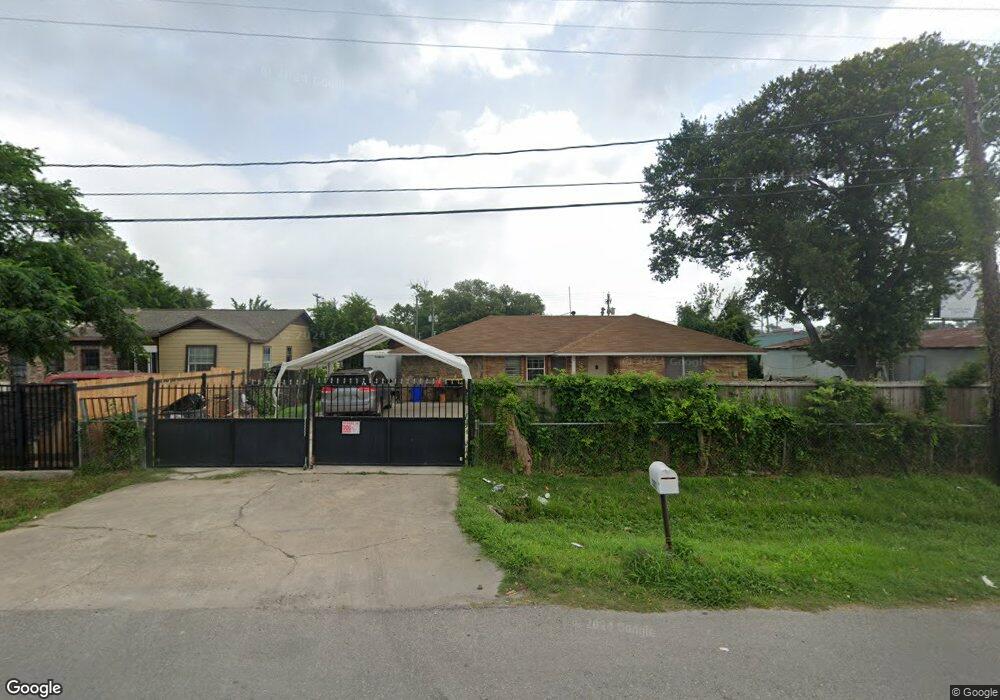 2003 Warwick Rd, Houston, TX 77093 - photo 1
