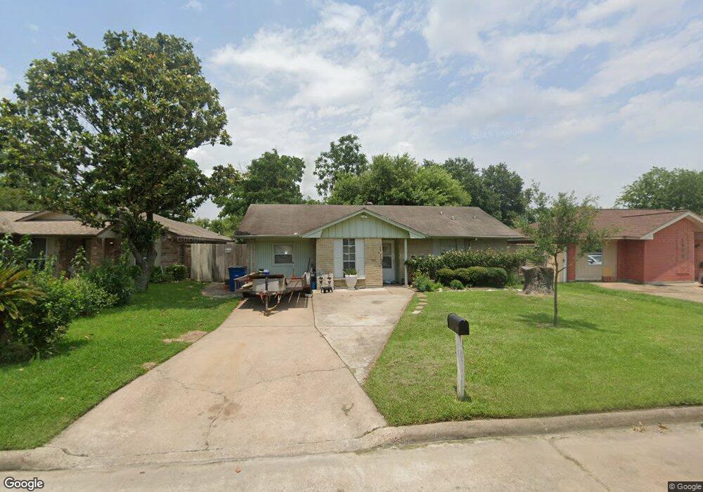 1930 Beaver Bend Rd, Houston, TX 77088 - photo 1