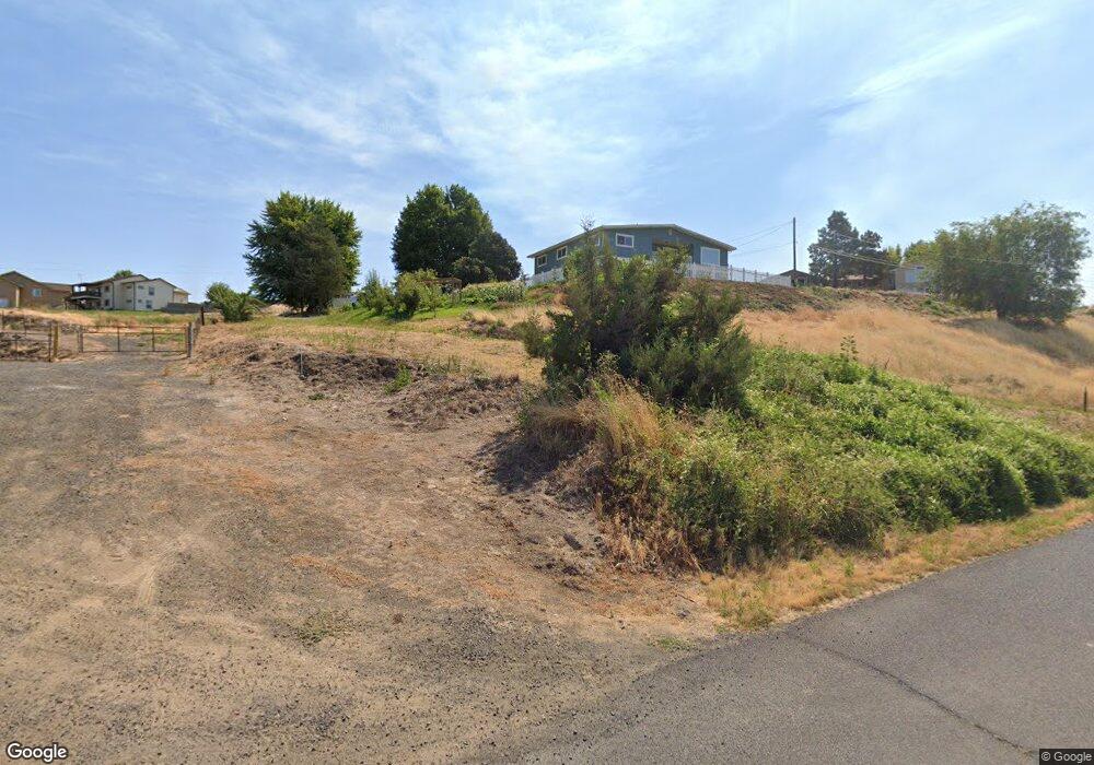 640 SW 37th St, Pendleton, OR 97801 - photo 1