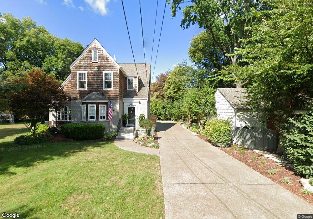 299 Preston Rd, Columbus, OH 43209 - photo 1