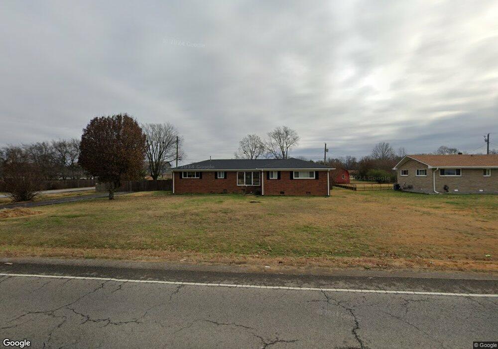 801 Castle Heights Ave, Lebanon, TN 37087 - photo 1