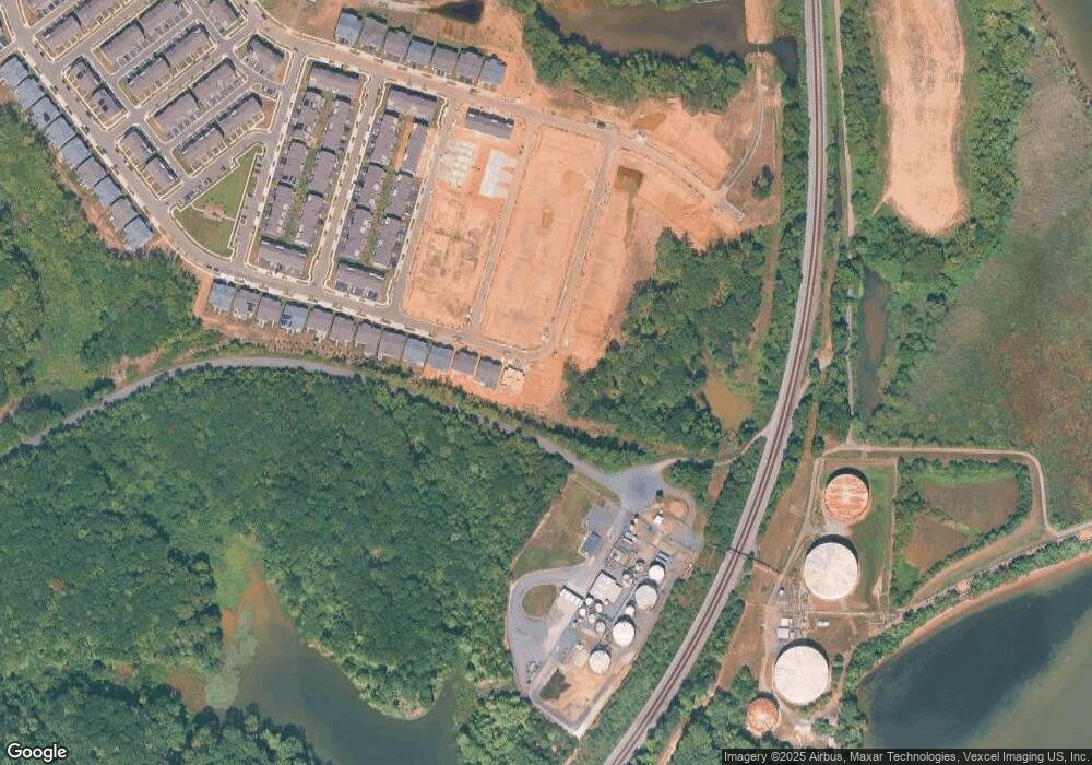 18294 Moss Garden Rd, Dumfries, VA 22026 - photo 1