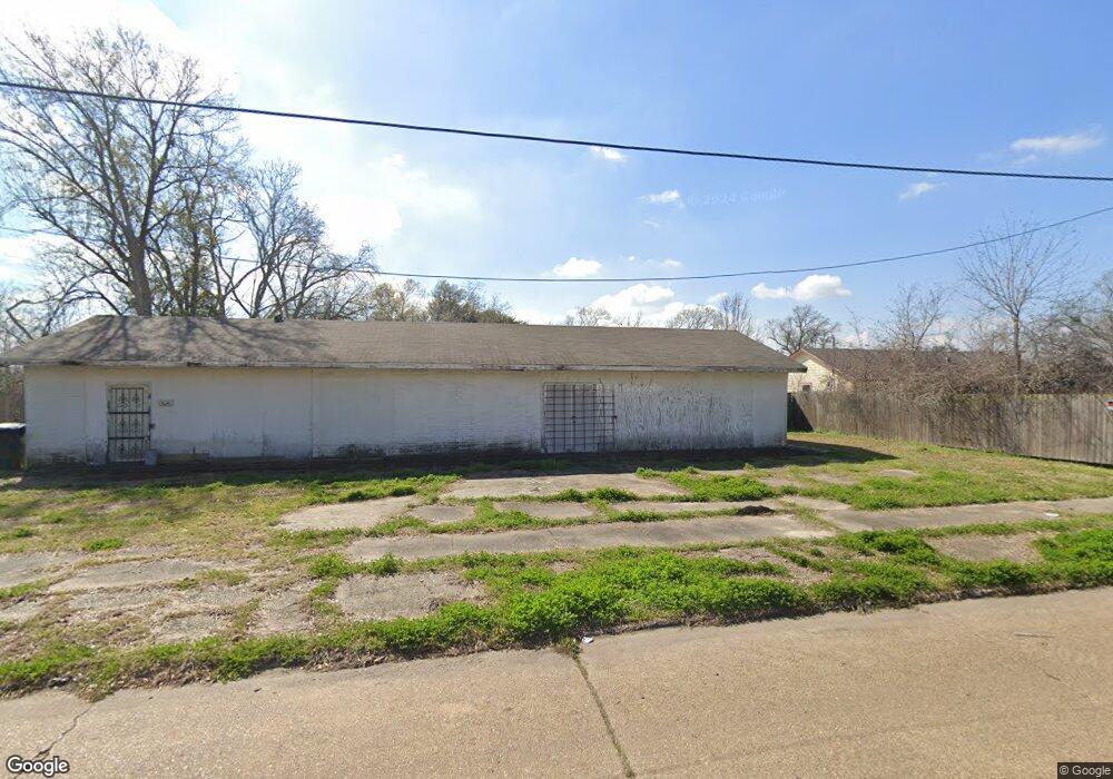 1504 Gieffers St, Lake Charles, LA 70601 - photo 1