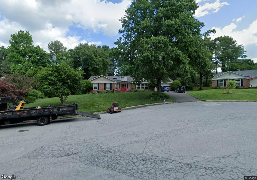 4 Wine Spring Garth, Towson, MD 21204 - photo 1