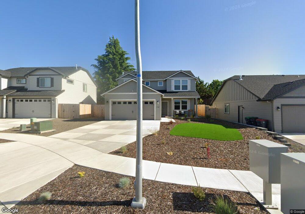 1760 Carrera Cir, Medford, OR 97504 - photo 1