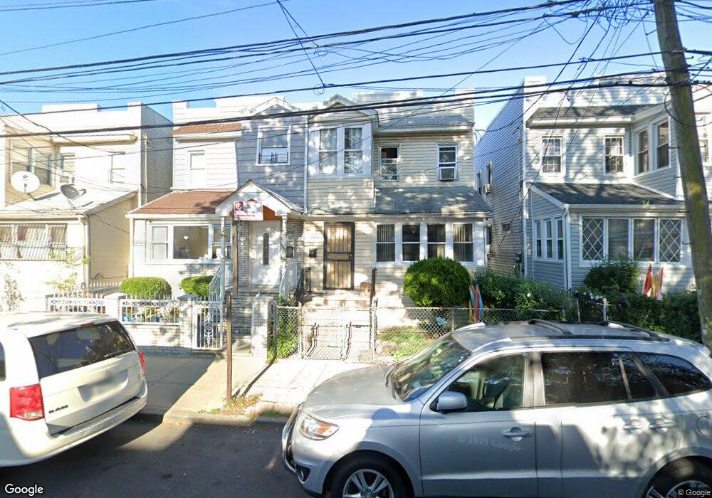 9315 Eldert Ln, Woodhaven, NY 11421 - photo 1