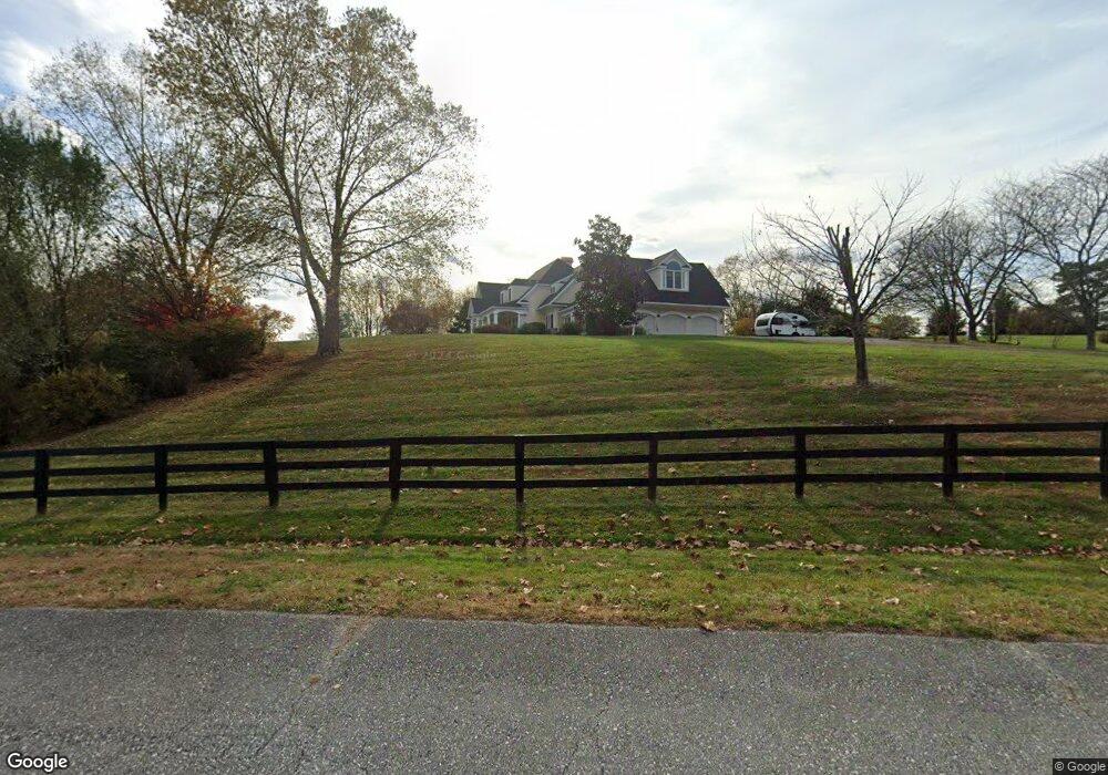17719 Deveau Ct, Purcellville, VA 20132 - photo 1