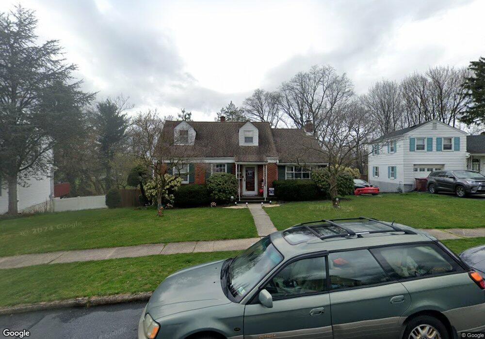 630 Jordan Cir, Whitehall, PA 18052 - photo 1