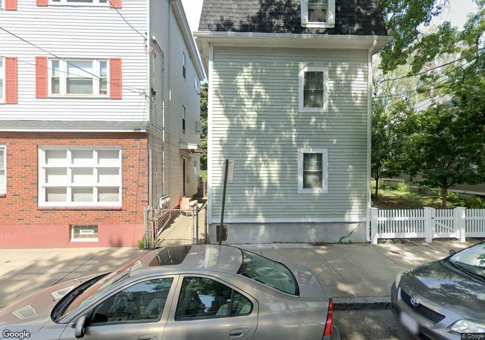 271 Hurley St unit 2, Cambridge, MA 02141 - photo 1