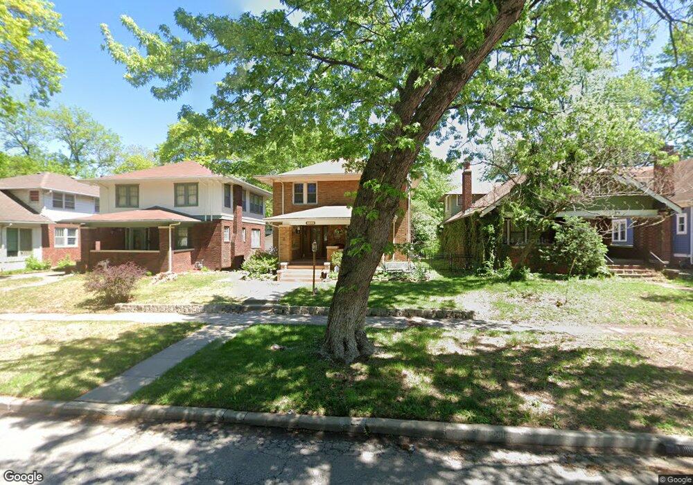 1520 SW MacVicar Ave, Topeka, KS 66604 - photo 1