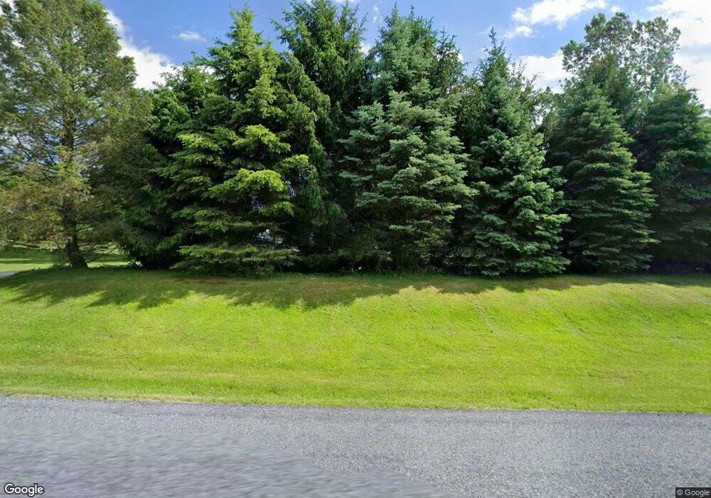 5990 Acorn Dr, Emmaus, PA 18049 - photo 1