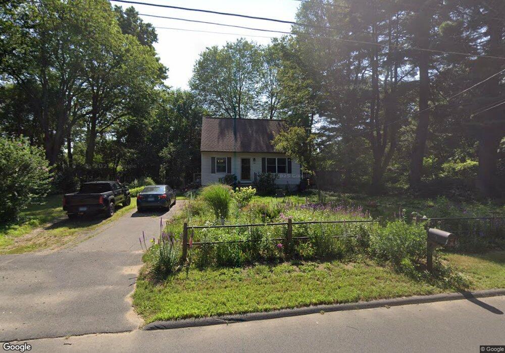 94 Parsons Rd, Enfield, CT 06082 - photo 1