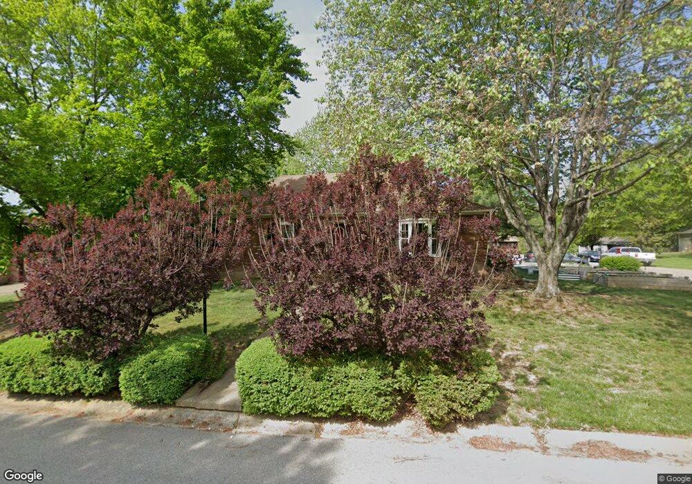 1122 Carriage Ln, New Albany, IN 47150 - photo 1