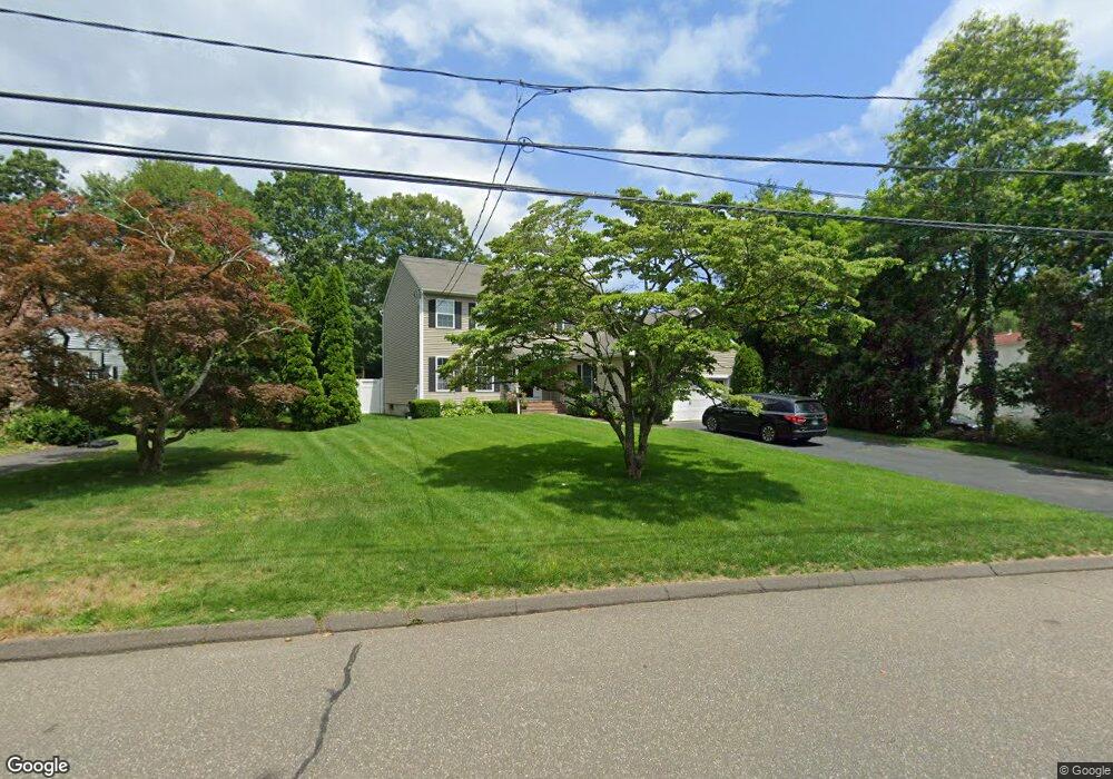 105 Bouton St W, Stamford, CT 06907 - photo 1