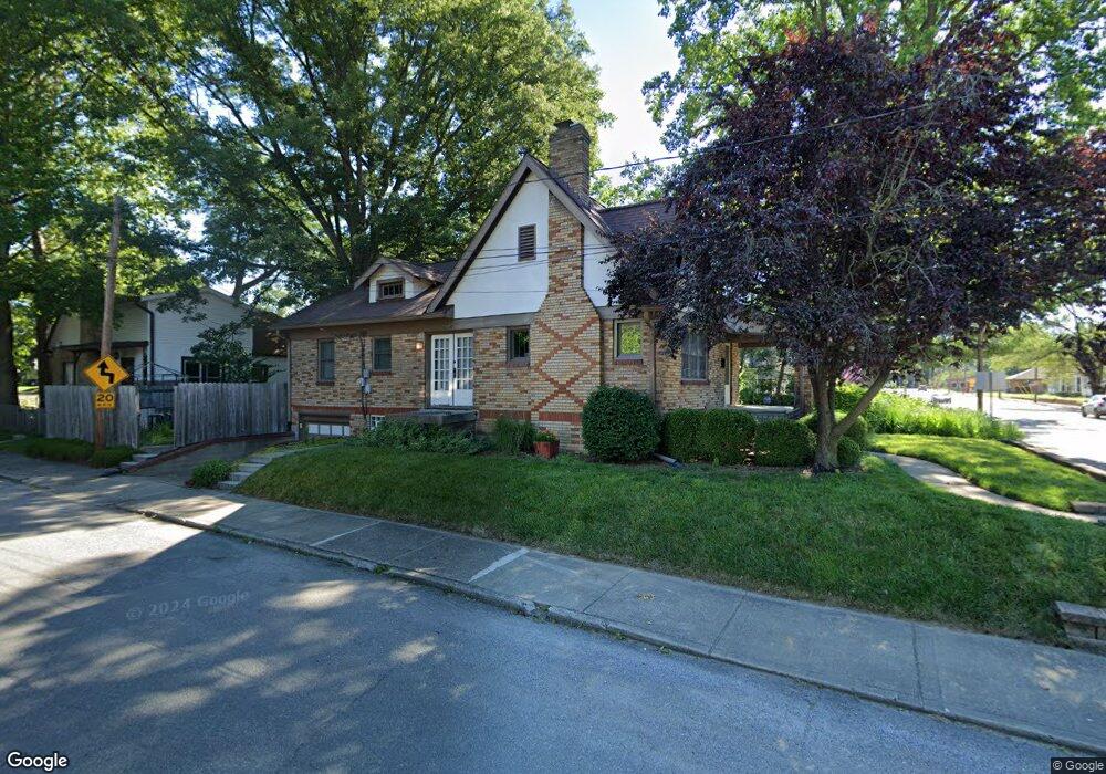 902 E 52nd St, Indianapolis, IN 46205 - photo 1