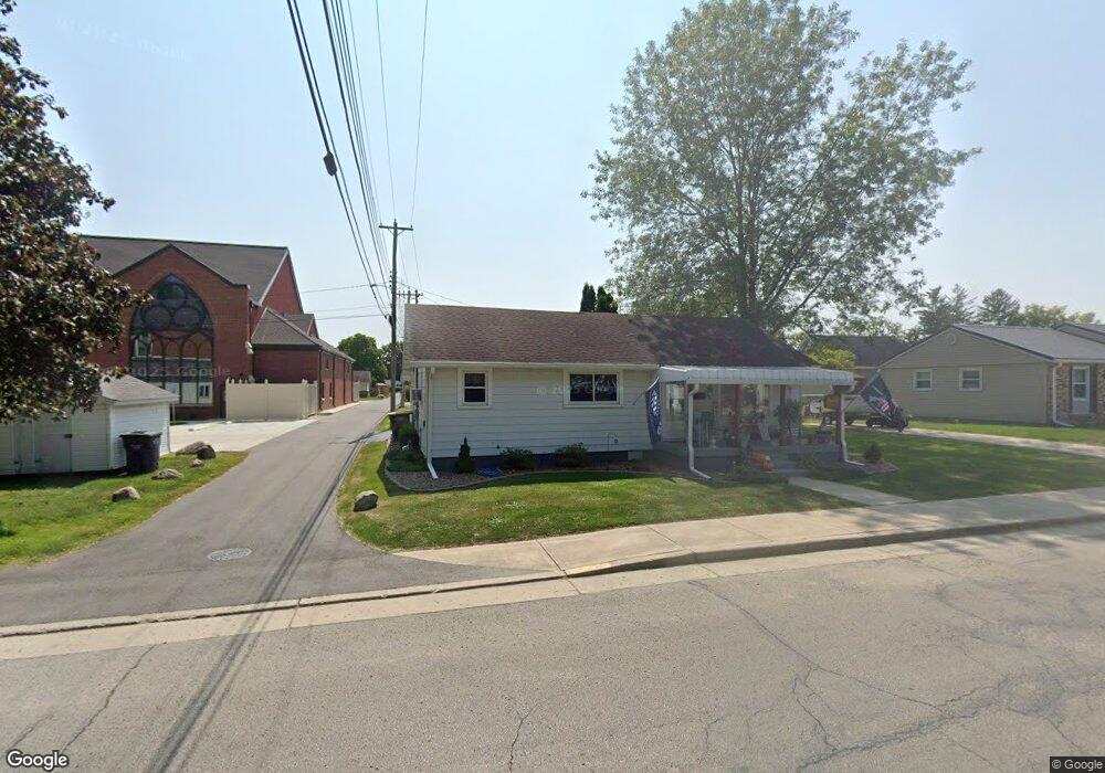 329 N East St, Tipton, IN 46072 - photo 1