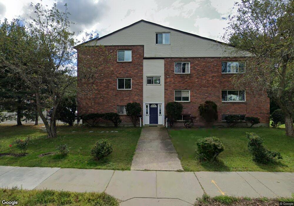 1272 Beacon St unit 2, Waban, MA 02468 - photo 1