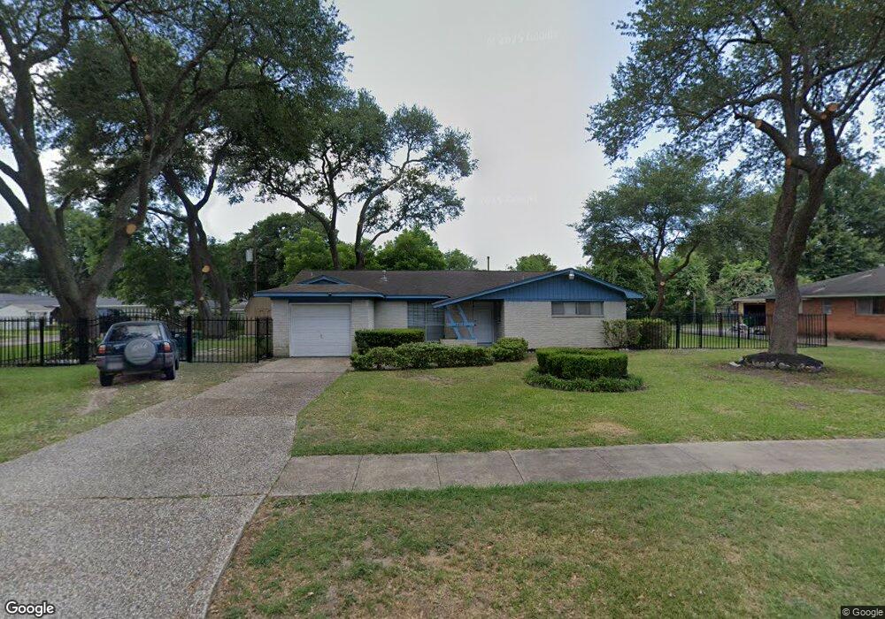 3214 Garapan St, Houston, TX 77091 - photo 1