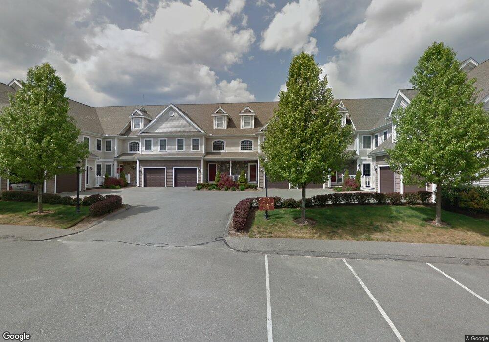 204 Tamarack Ln, Abington, MA 02351 - photo 1