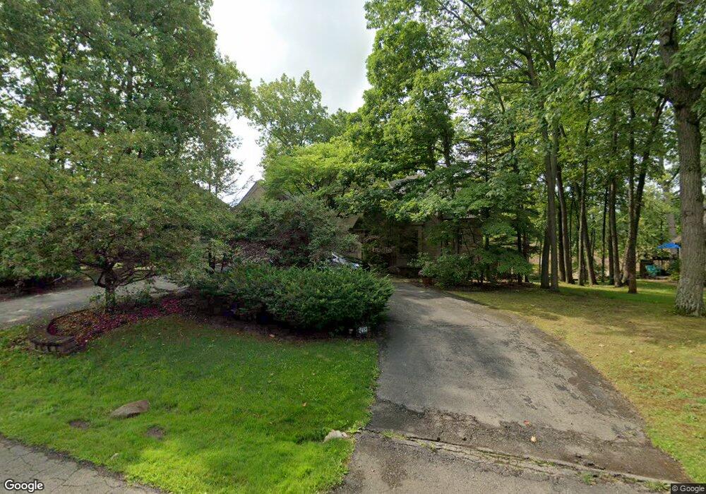 2483 Island View Dr, West Bloomfield, MI 48324 - photo 1