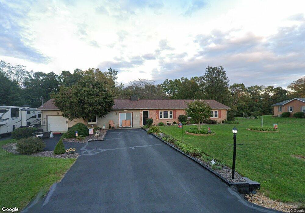 112 Whitfield Cir, Stephens City, VA 22655 - photo 1