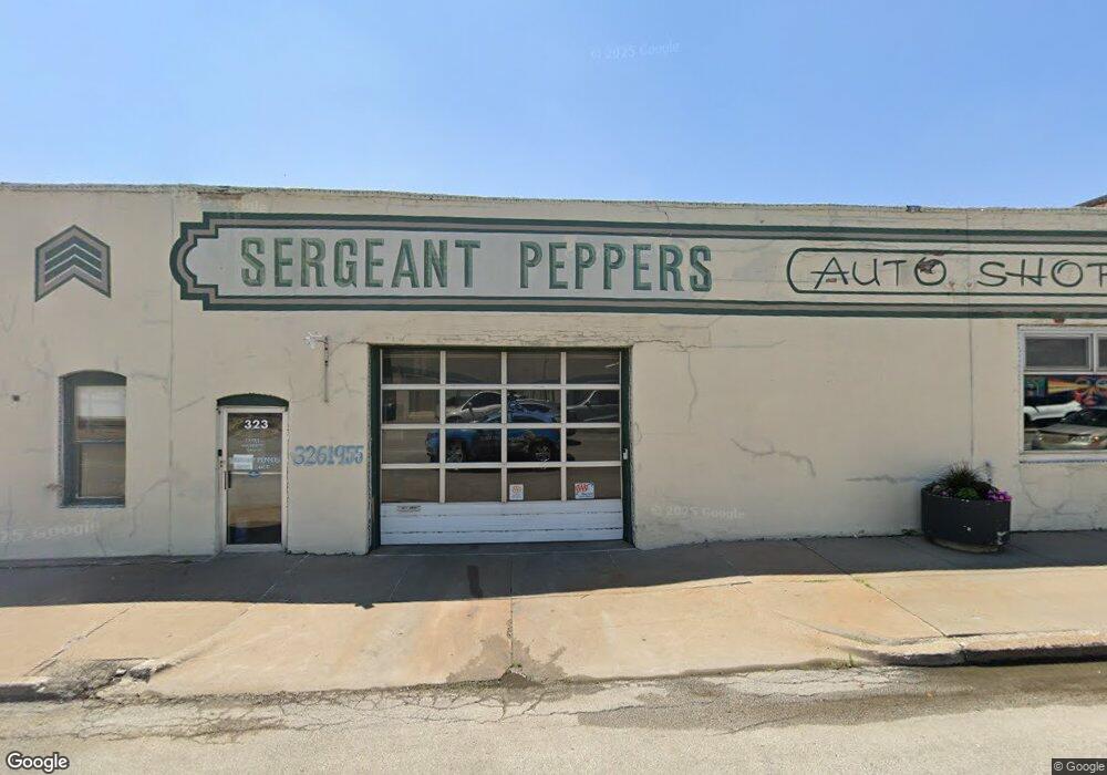 323 E 3rd St unit E, Davenport, IA 52801 - photo 1