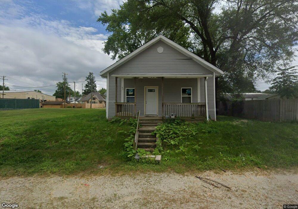 1413 E Gilbert St, Muncie, IN 47305 - photo 1