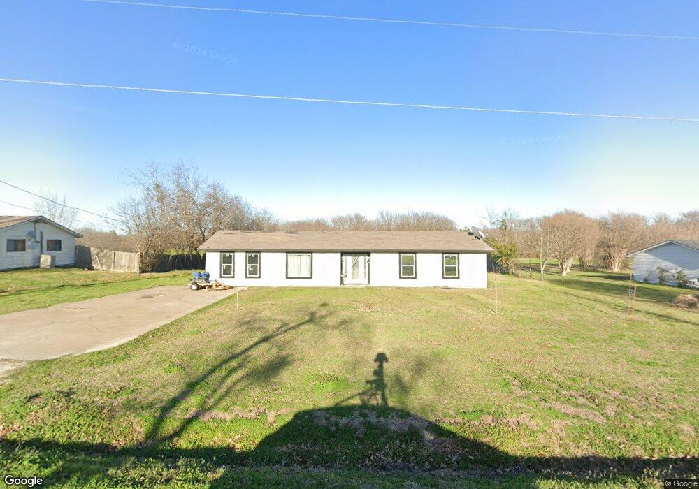 1305 Hidden Hills Dr, Corsicana, TX 75110 - photo 1