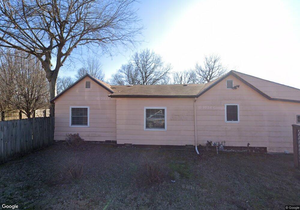 1930 Morton Ave, Parsons, KS 67357 - photo 1