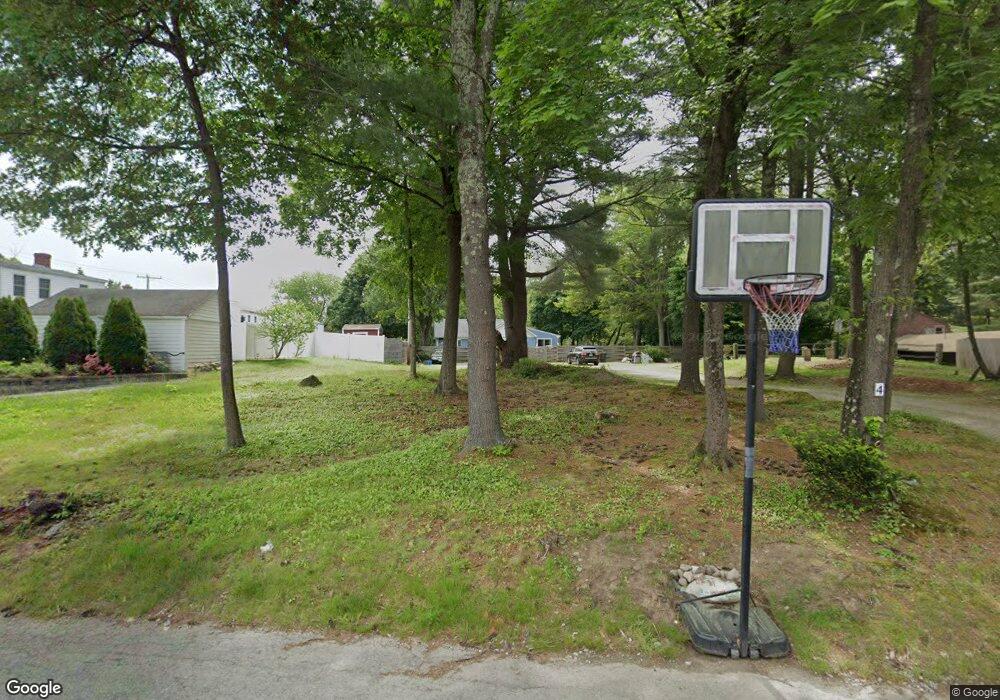 4 Breezy Knoll Rd, Greenville, RI 02828 - photo 1