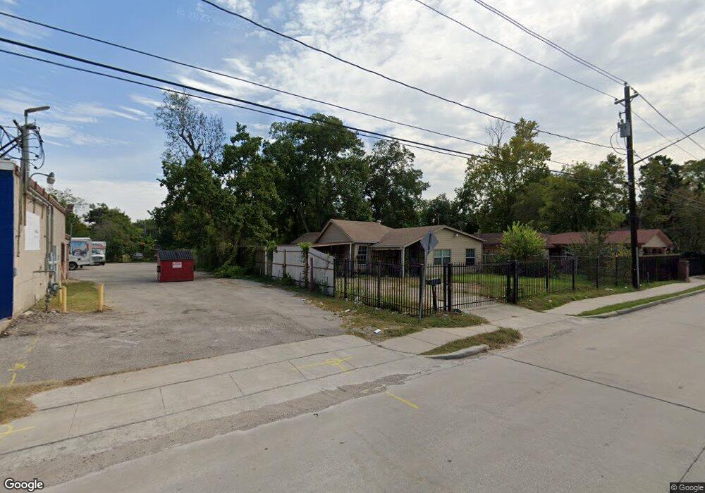 7310 Hirsch Rd, Houston, TX 77016 - photo 1