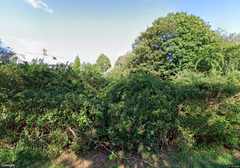 300 3rd Beach Rd, Middletown, RI 02842 - photo 1