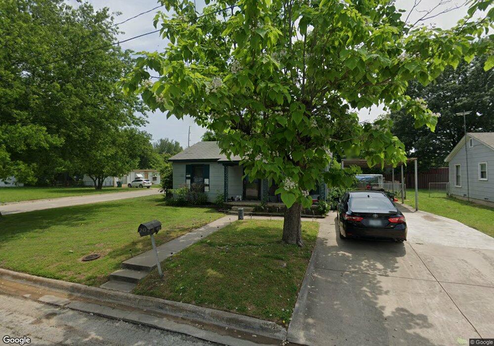 506 Berend St, Gainesville, TX 76240 - photo 1