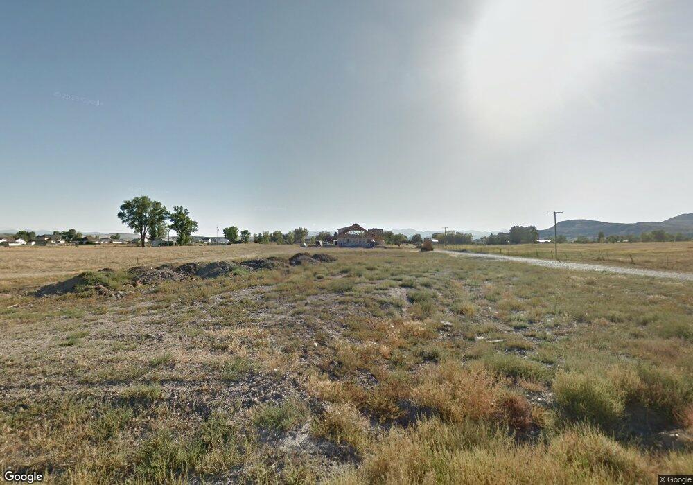 607 W Jefferson St, Three Forks, MT 59752 - photo 1