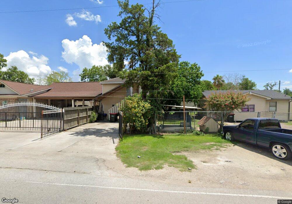 923 Beacon St, Houston, TX 77015 - photo 1