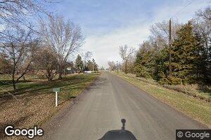 610 N 7th Ave, Woonsocket, SD 57385