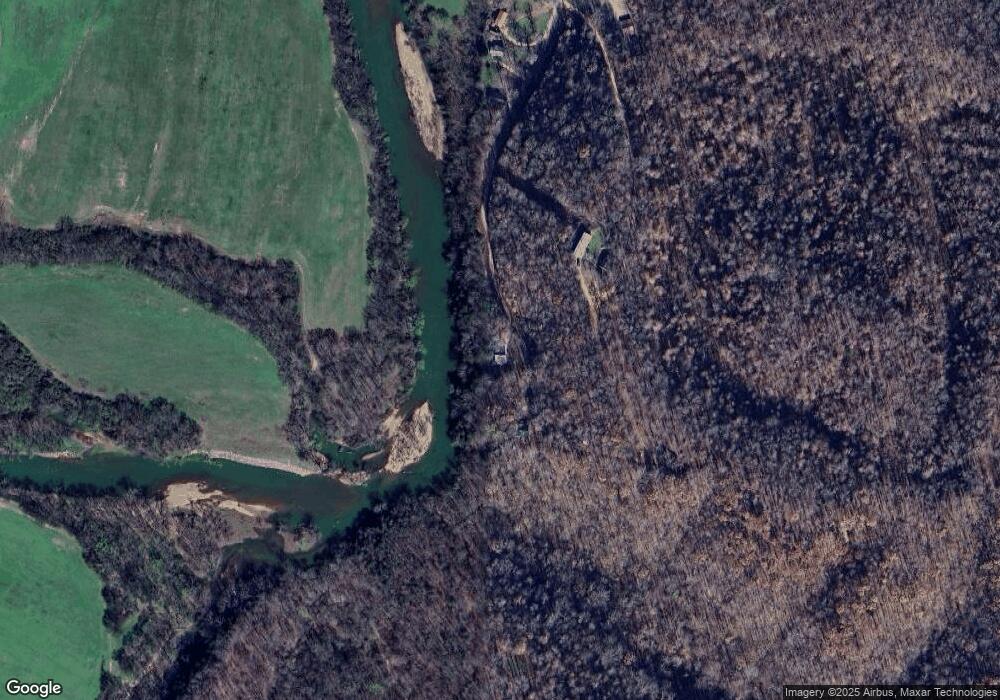 553 River Bluff Rd, Linden, TN 37096 - photo 1