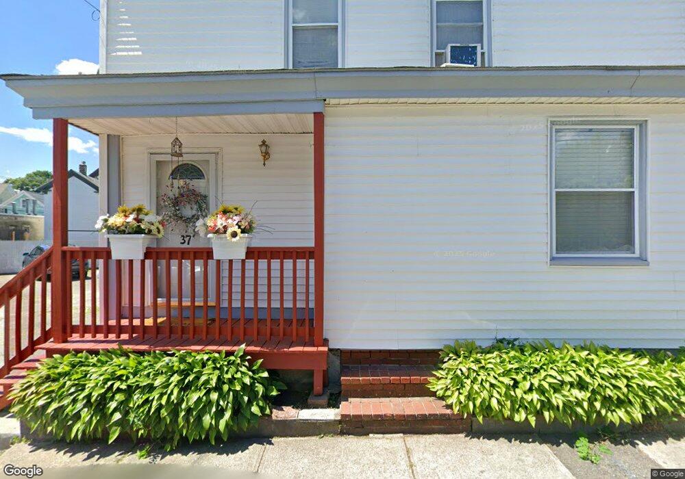 37 Merrill St, Lowell, MA 01852 - photo 1