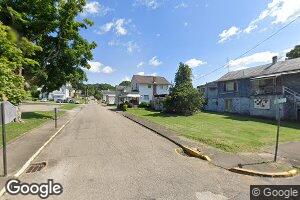 48 N 4th Ave, Middleport, OH 45760