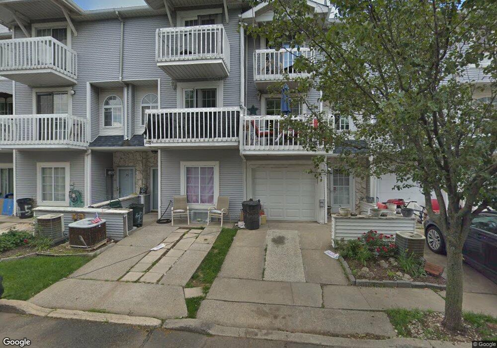 43A Country Dr E unit 73, Staten Island, NY 10314 - photo 1