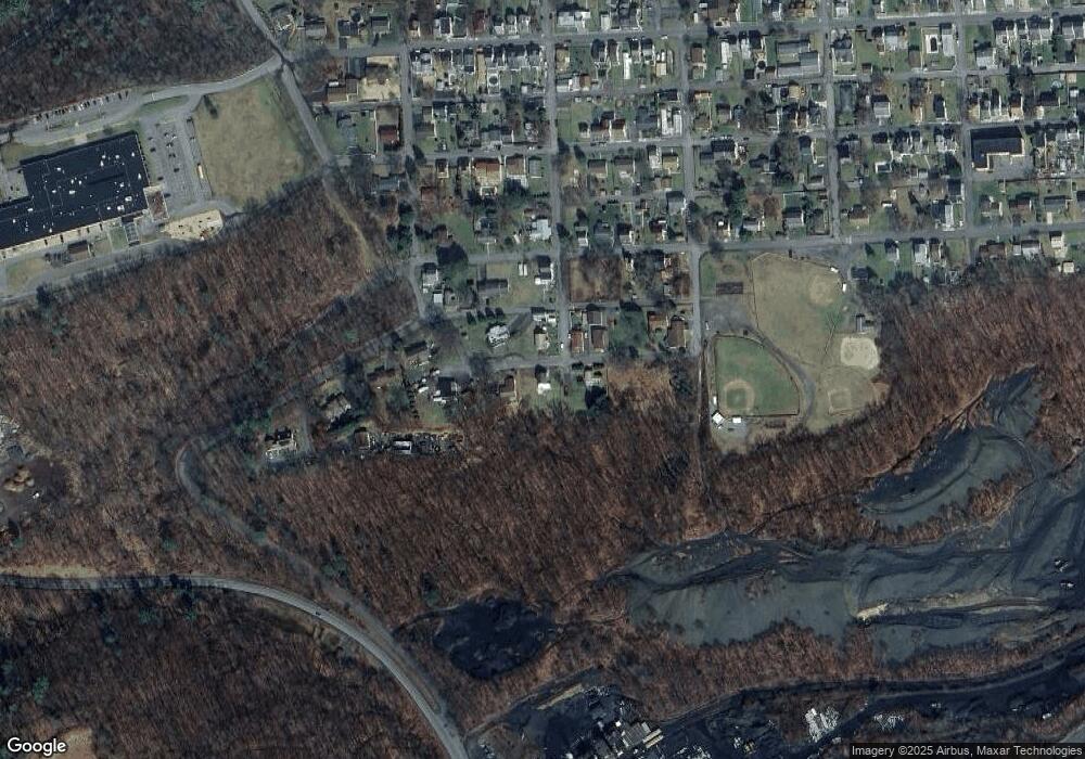 1506 Hill St, Coal Township, PA 17866 - photo 1