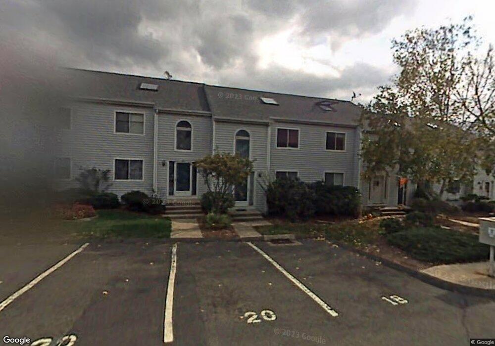 24 Valley Run Dr unit 24, Cromwell, CT 06416 - photo 1