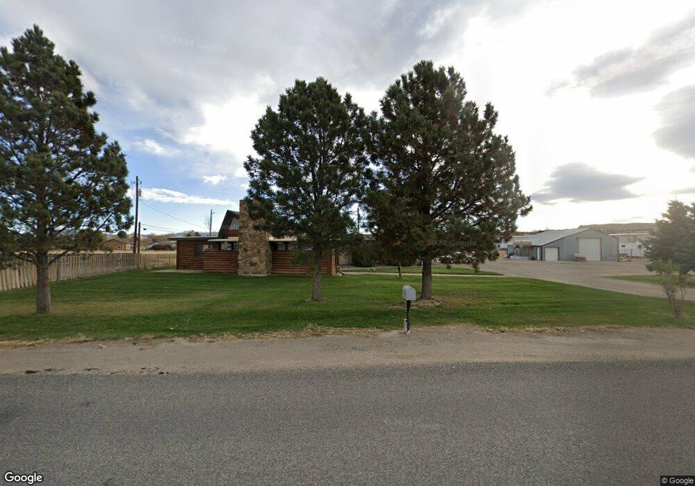 324 Robert St, Cody, WY 82414 - photo 1