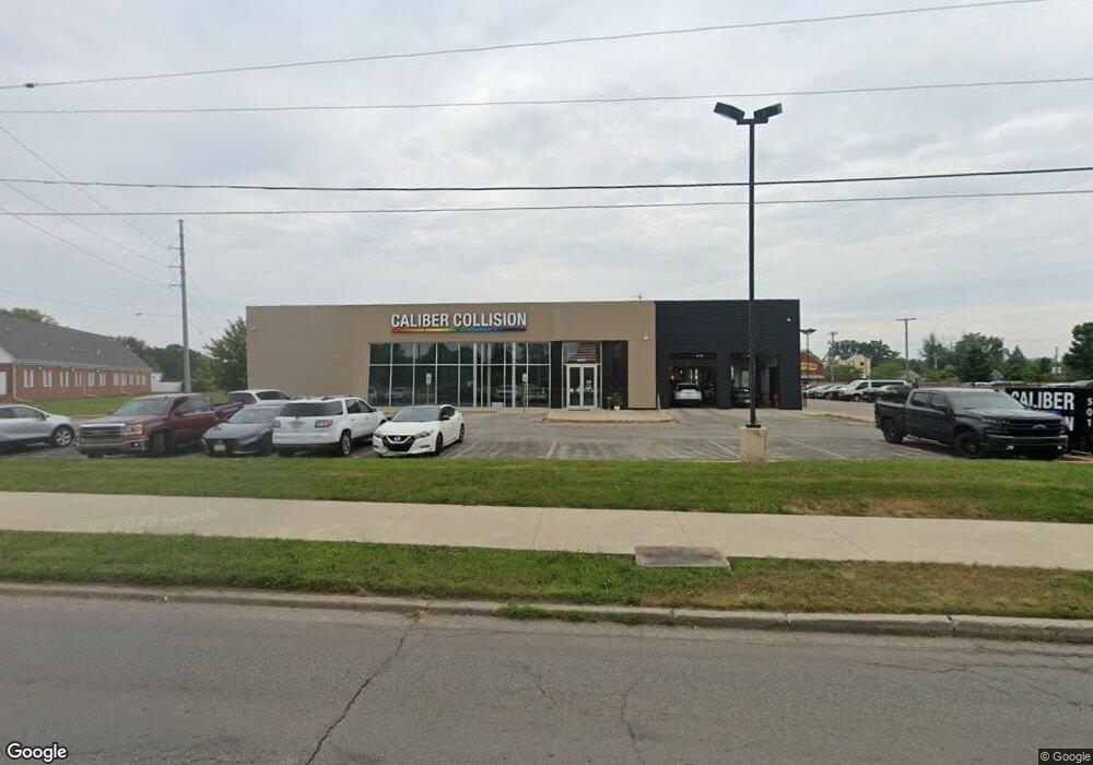 501 W Mcgalliard Rd, Muncie, IN 47303 - photo 1