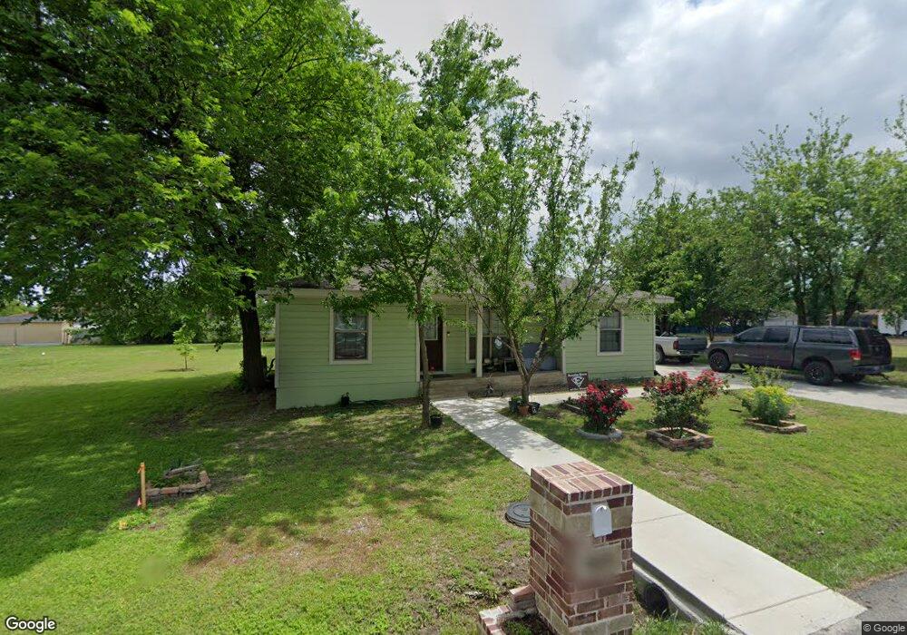 409 Rushing St, Ennis, TX 75119 - photo 1