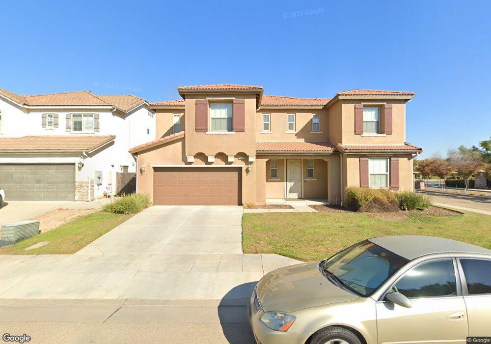 6882 E Simpson Ave, Fresno, CA 93727 - photo 1